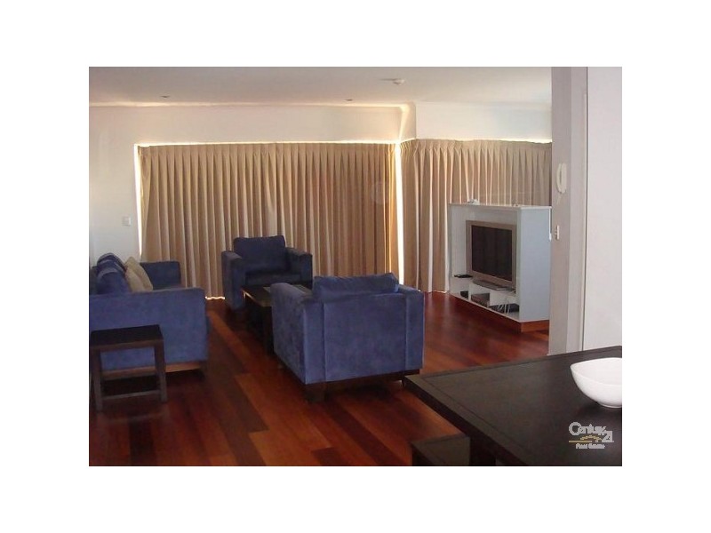 6/479 Golden Four Drive, Tugun QLD 4224