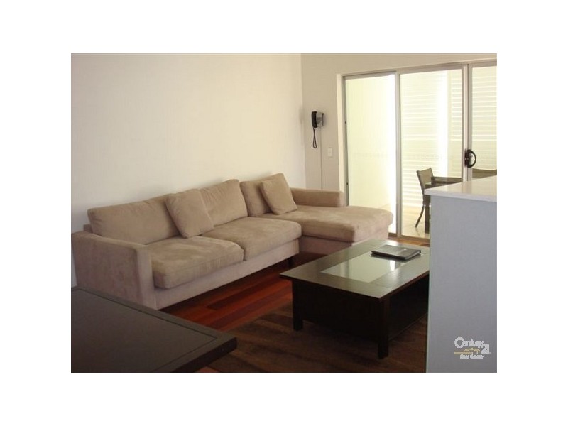 10/479 Golden Four Drive, Tugun QLD 4224