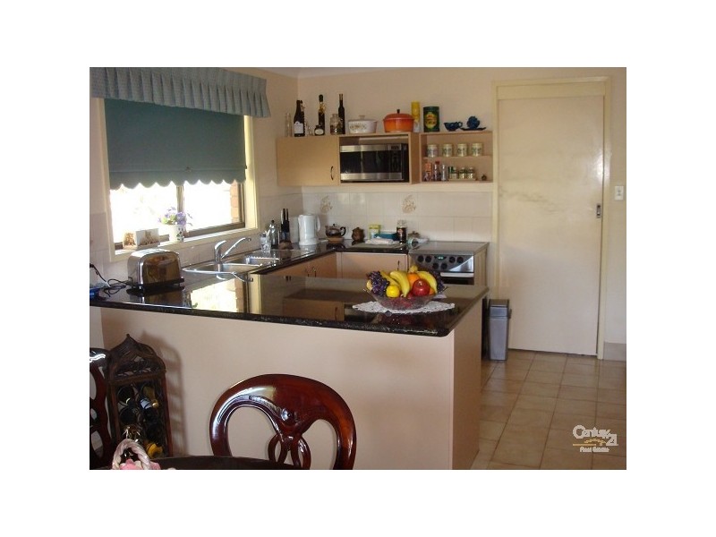 2/10 Daisy Street, Elanora QLD 4221