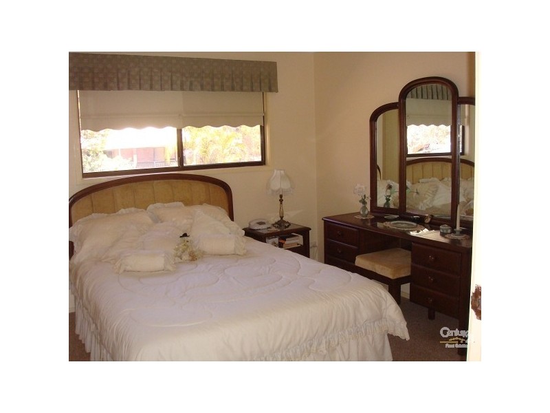 2/10 Daisy Street, Elanora QLD 4221