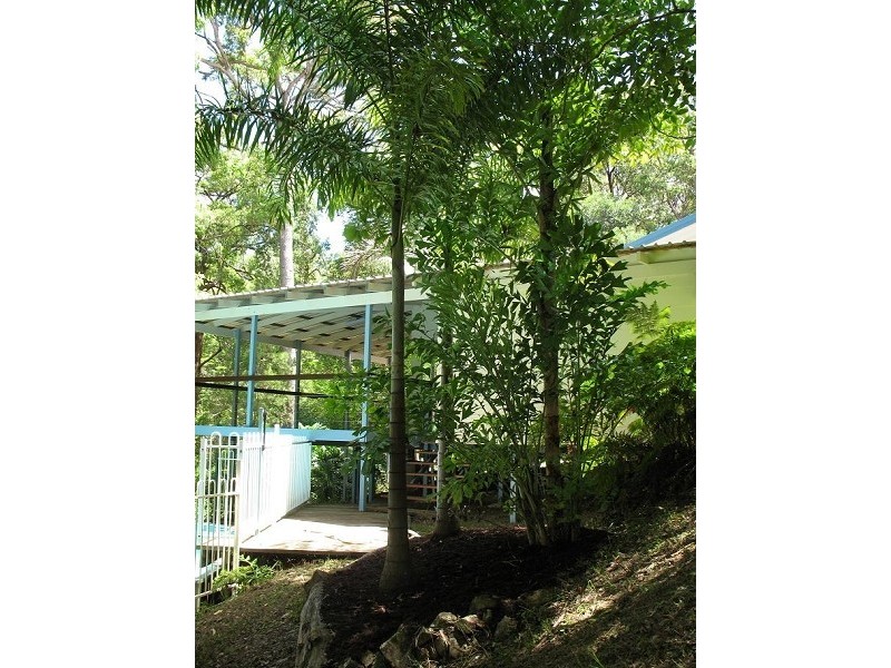 6 Dorsett Place, Elanora QLD 4221