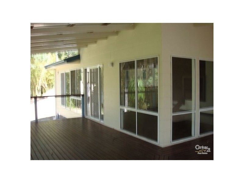 6 Dorsett Place, Elanora QLD 4221