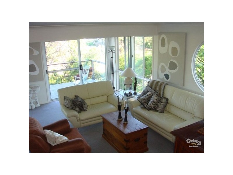 4 Jarrahdale Drive, Elanora QLD 4221