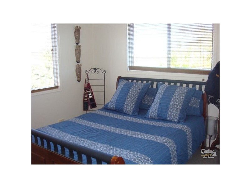 4 Jarrahdale Drive, Elanora QLD 4221