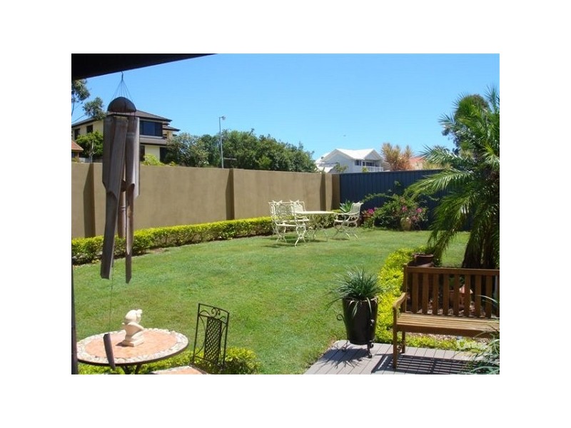 4 Jarrahdale Drive, Elanora QLD 4221