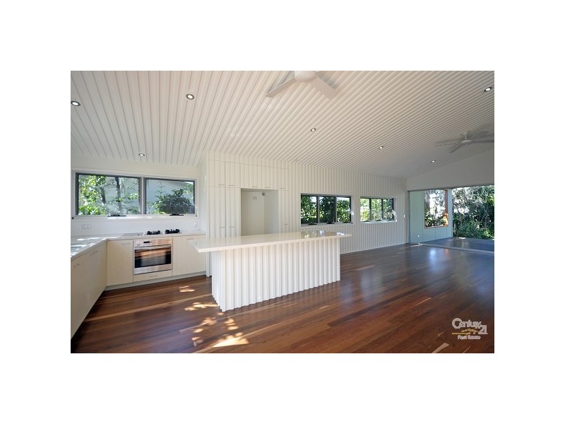 70 Twenty Sixth Avenue, Palm Beach QLD 4221