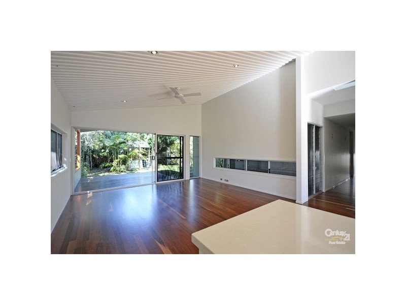 70 Twenty Sixth Avenue, Palm Beach QLD 4221