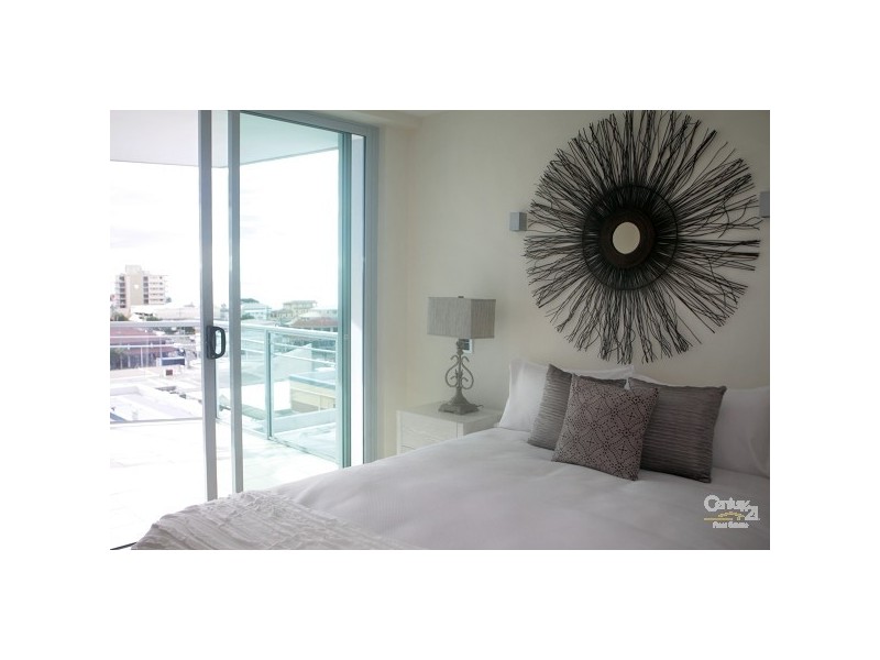 1604/1102-11 Gold Coast Highway, Palm Beach QLD 4221