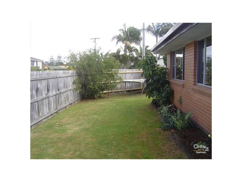 1/37 Twenty Seventh Avenue, Palm Beach QLD 4221