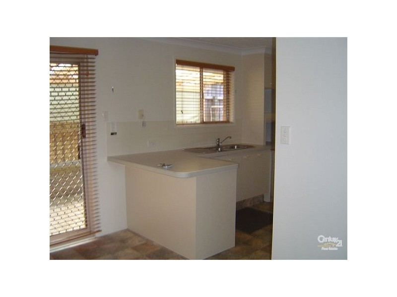 1/37 Twenty Seventh Avenue, Palm Beach QLD 4221