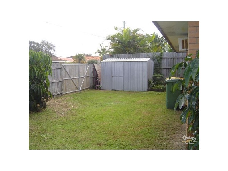1/37 Twenty Seventh Avenue, Palm Beach QLD 4221