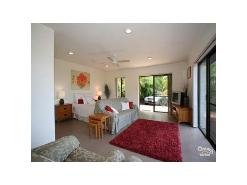 208 Tierney Drive, Currumbin QLD 4223