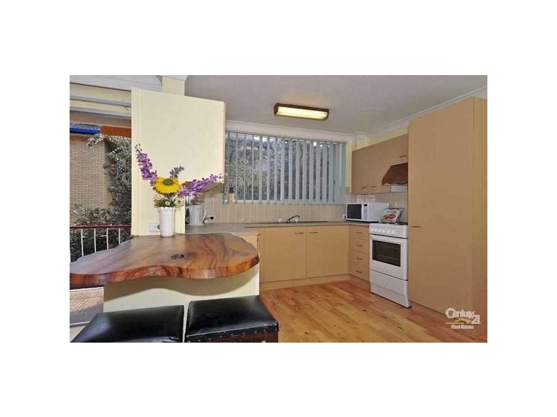 4/6  Allara Avenue, Palm Beach QLD 4221