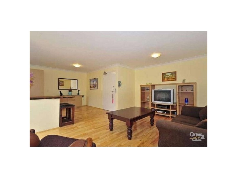 4/6  Allara Avenue, Palm Beach QLD 4221