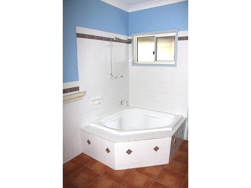 12 Larentia Street, Currumbin Waters QLD 4223