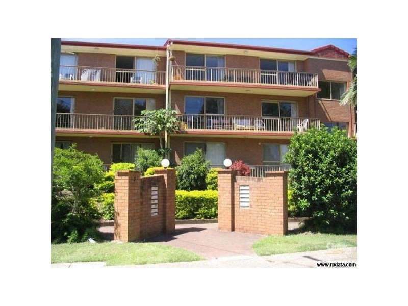 7/2 Brooke Avenue, Palm Beach QLD 4221