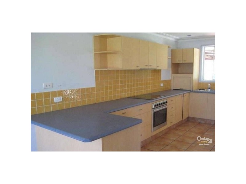 5 Gulai Street, Palm Beach QLD 4221