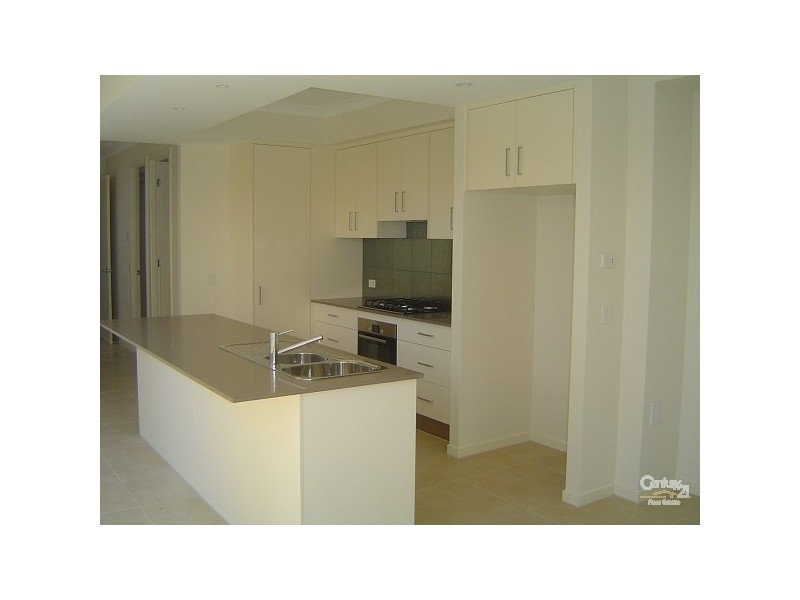 2/98 Leyte Avenue, Palm Beach QLD 4221