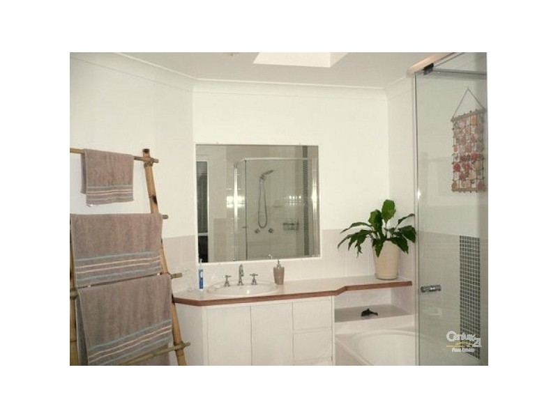 4/181 Cypress Terrace, Palm Beach QLD 4221