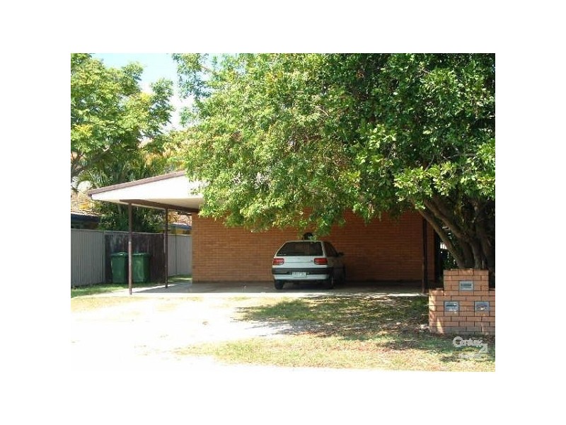 2/7 Molucca Avenue, Palm Beach QLD 4221