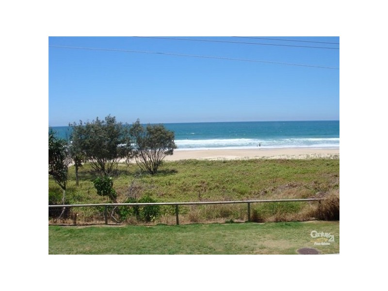 3/2c Twenty Seventh Avenue, Palm Beach QLD 4221