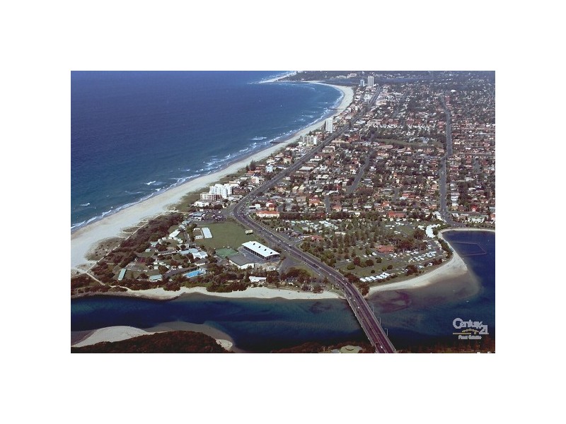 5/3 Nineteenth Avenue, Palm Beach QLD 4221