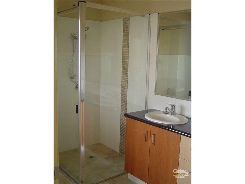 1/82 Leyte Avenue, Palm Beach QLD 4221