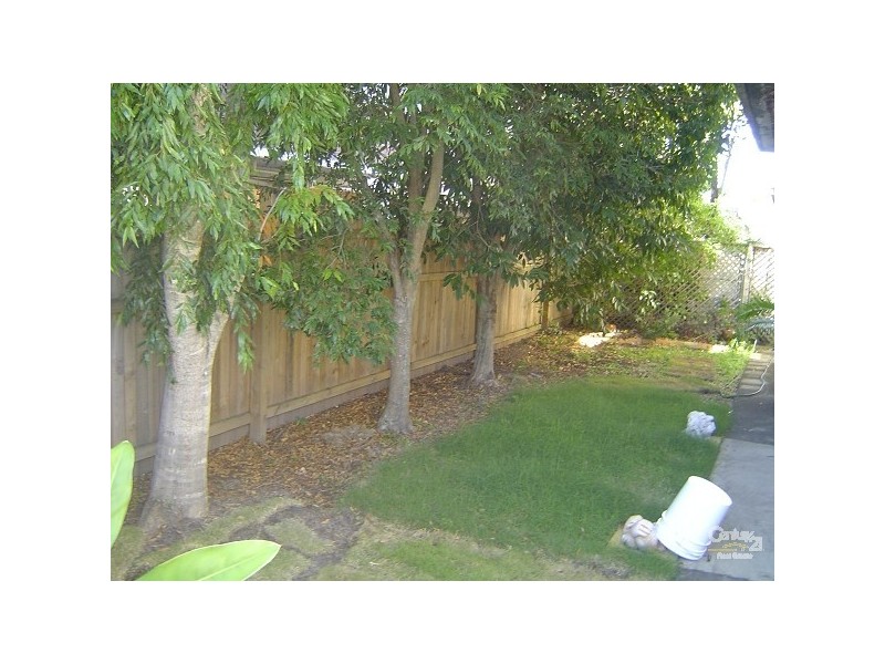 2/60 Sarawak Avenue, Palm Beach QLD 4221