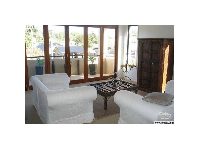 1/5 Bali Ave, Palm Beach QLD 4221