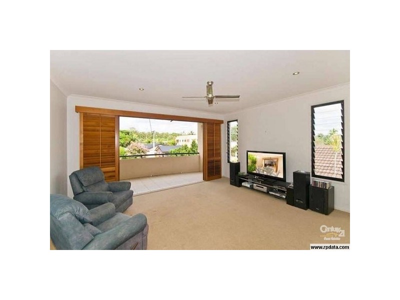 1/5 Bali Ave, Palm Beach QLD 4221