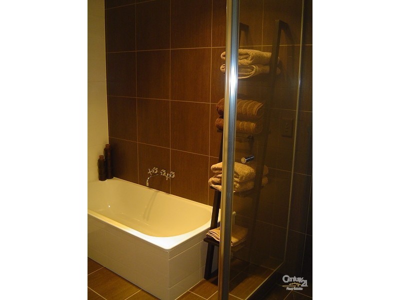 11/21 Bullimah Avenue, Burleigh Heads QLD 4220