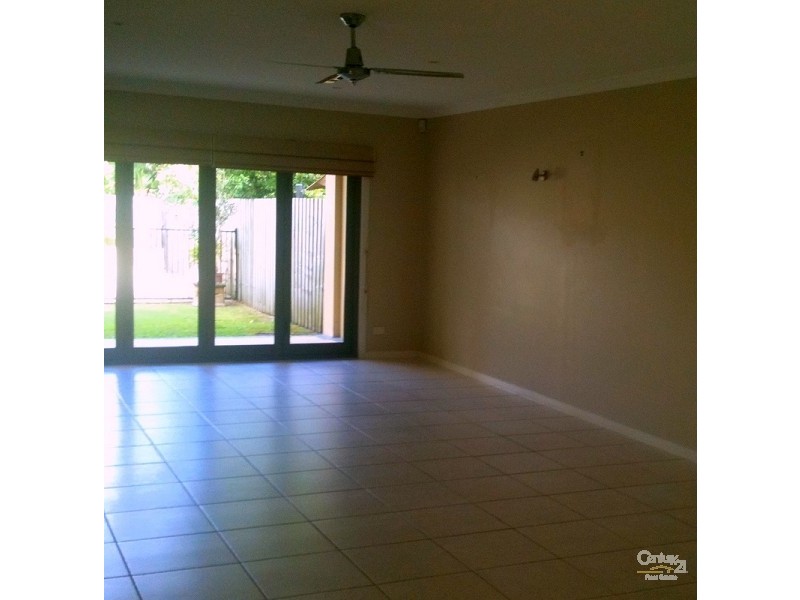 1/20 Korina Avenue, Coolangatta QLD 4225