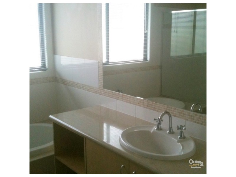 1/20 Korina Avenue, Coolangatta QLD 4225