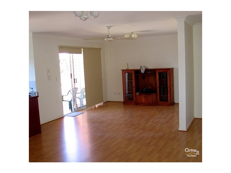 8/11 Fourteenth Avenue, Palm Beach QLD 4221