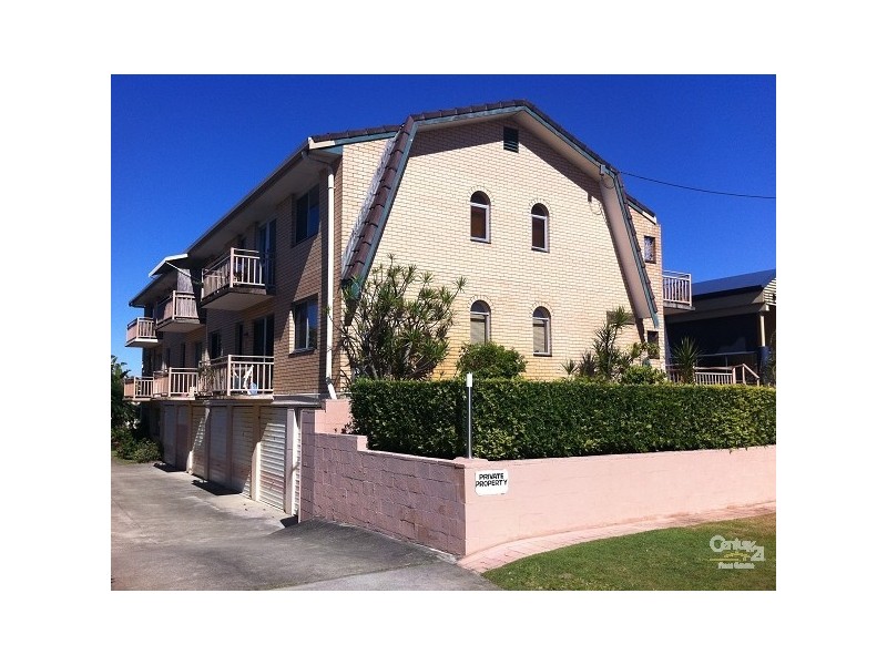 7-10 Tenth Avenue, Palm Beach QLD 4221