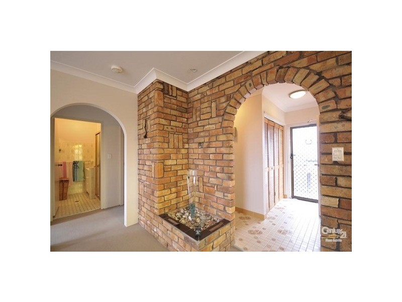 7-10 Tenth Avenue, Palm Beach QLD 4221