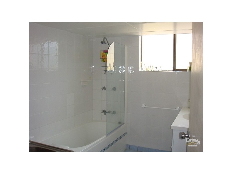 2/1074 Gold Coast Hwy, Palm Beach QLD 4221