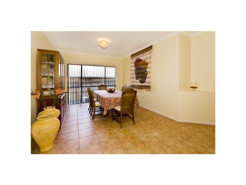 7 TOORAK PLACE, Forest Lake QLD 4078