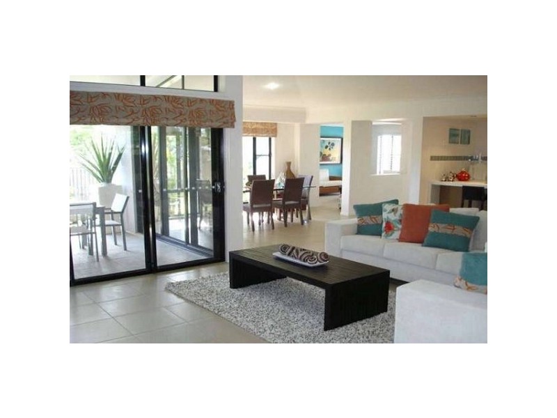 26 CYPRESS STREET, Heathwood QLD 4110