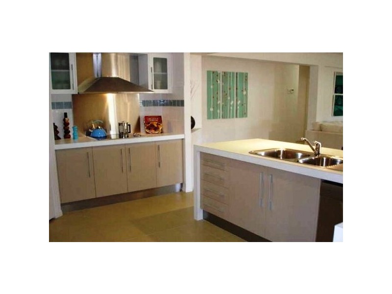 26 CYPRESS STREET, Heathwood QLD 4110