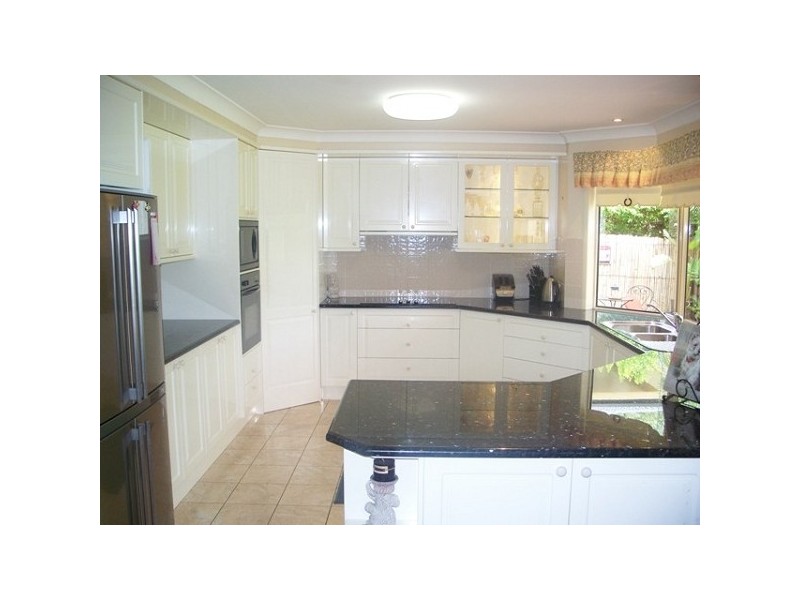 82 WIVENHOE CIRCUIT, Forest Lake QLD 4078