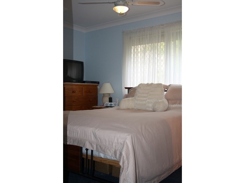 40 AUGUSTA CRESCENT, Forest Lake QLD 4078