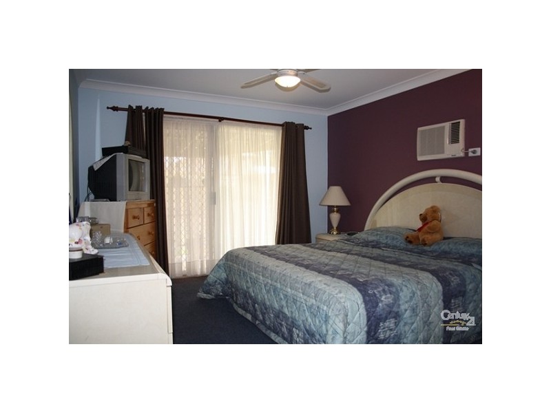 40 AUGUSTA CRESCENT, Forest Lake QLD 4078