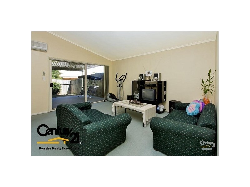 17 MUSCOVY PLACE, Forest Lake QLD 4078