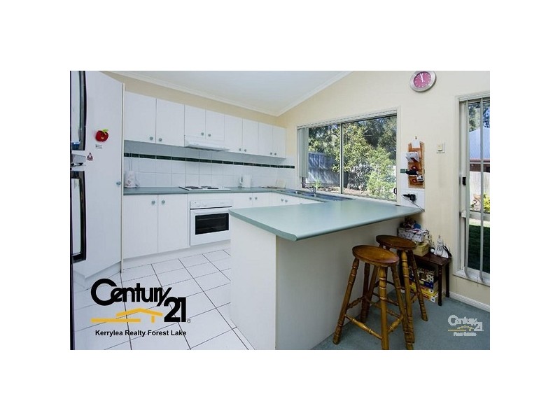 17 MUSCOVY PLACE, Forest Lake QLD 4078