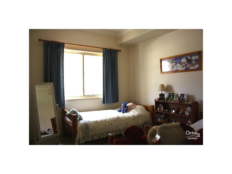 133 JUBILEE AVENUE, Forest Lake QLD 4078