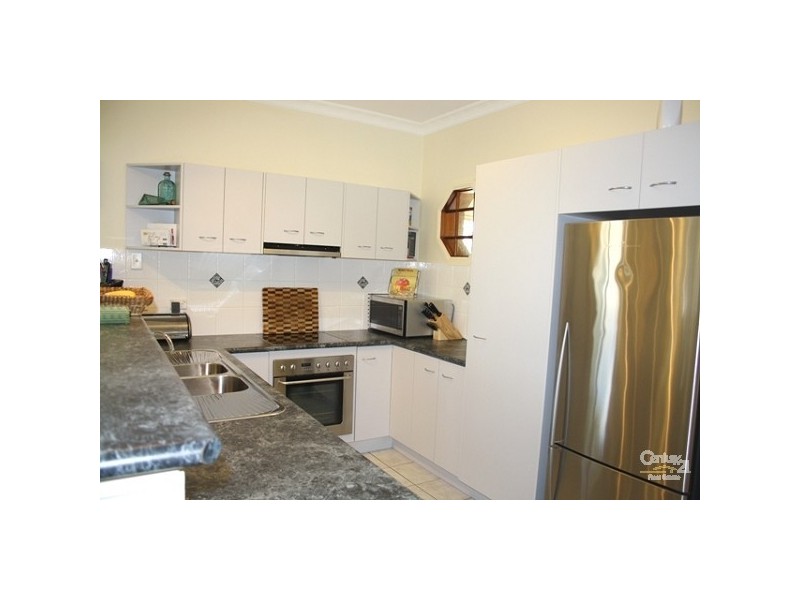 1 GOOMBURRA COURT, Forest Lake QLD 4078