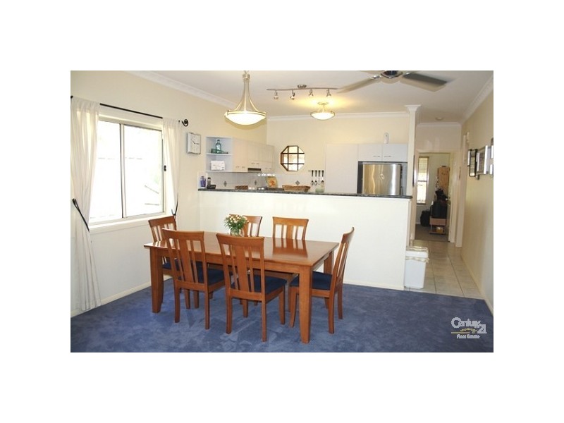 1 GOOMBURRA COURT, Forest Lake QLD 4078