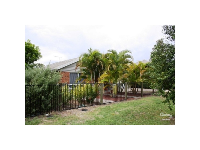 15 CYPRESS STREET, Heathwood QLD 4110