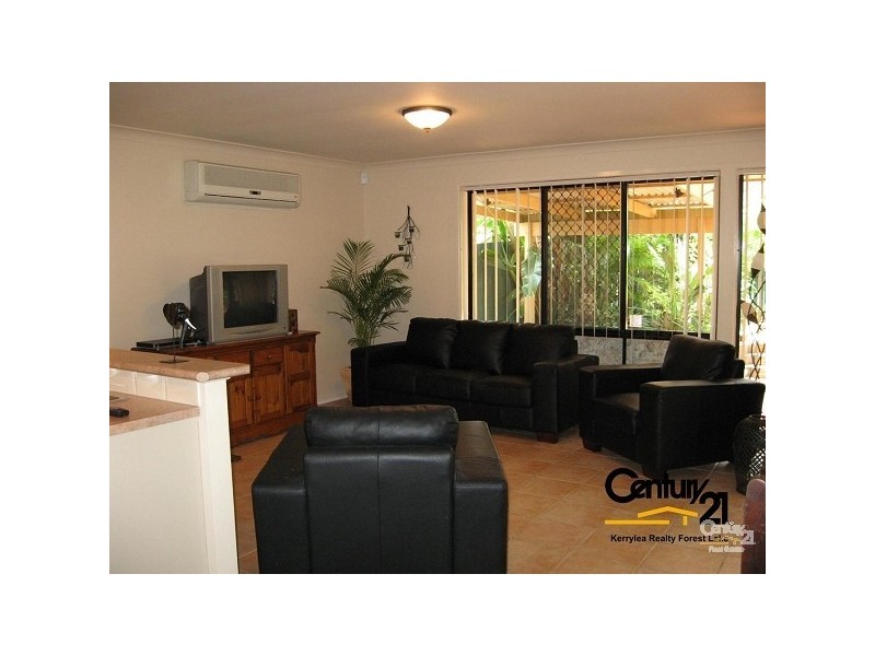 19 BANNISTER PLACE, Forest Lake QLD 4078